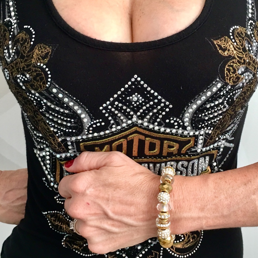EXCLUSIVE WOMEN’S GOLD & GLASS BEADS BRACELET